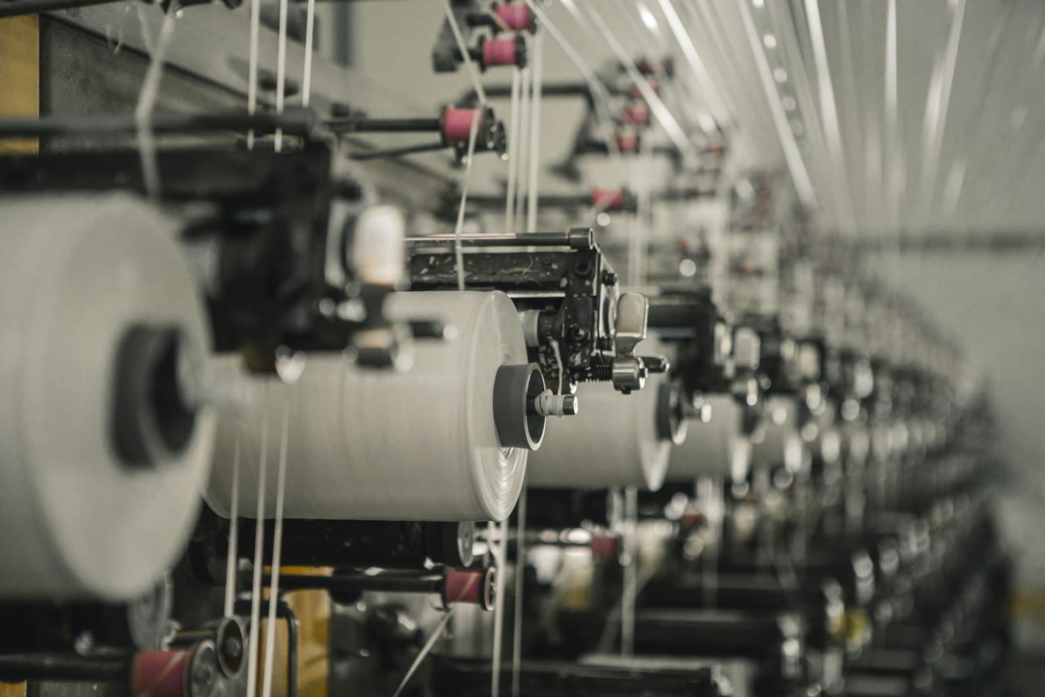 Rollos de tela en depósito textil